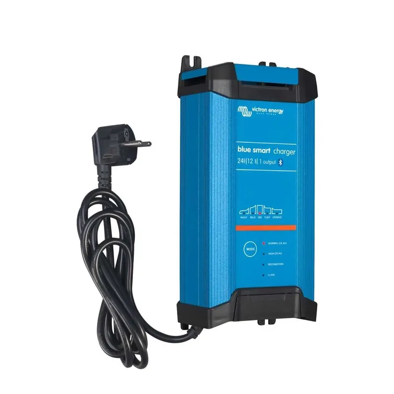 Abverkauf VICTRON Batterieladegerät Blue Smart IP22 24V 12A mit 1 Ausgang