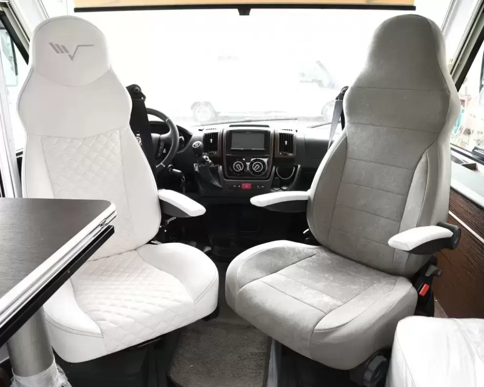 Satz mit 2 Sitzbezügen VENUS MOD. D Farbe GRAU Standardsitze INTEGRIERTE WOHNMOBILE Fiat Ducato. - Ref. VENUS-DG Mi Tortuga Echt